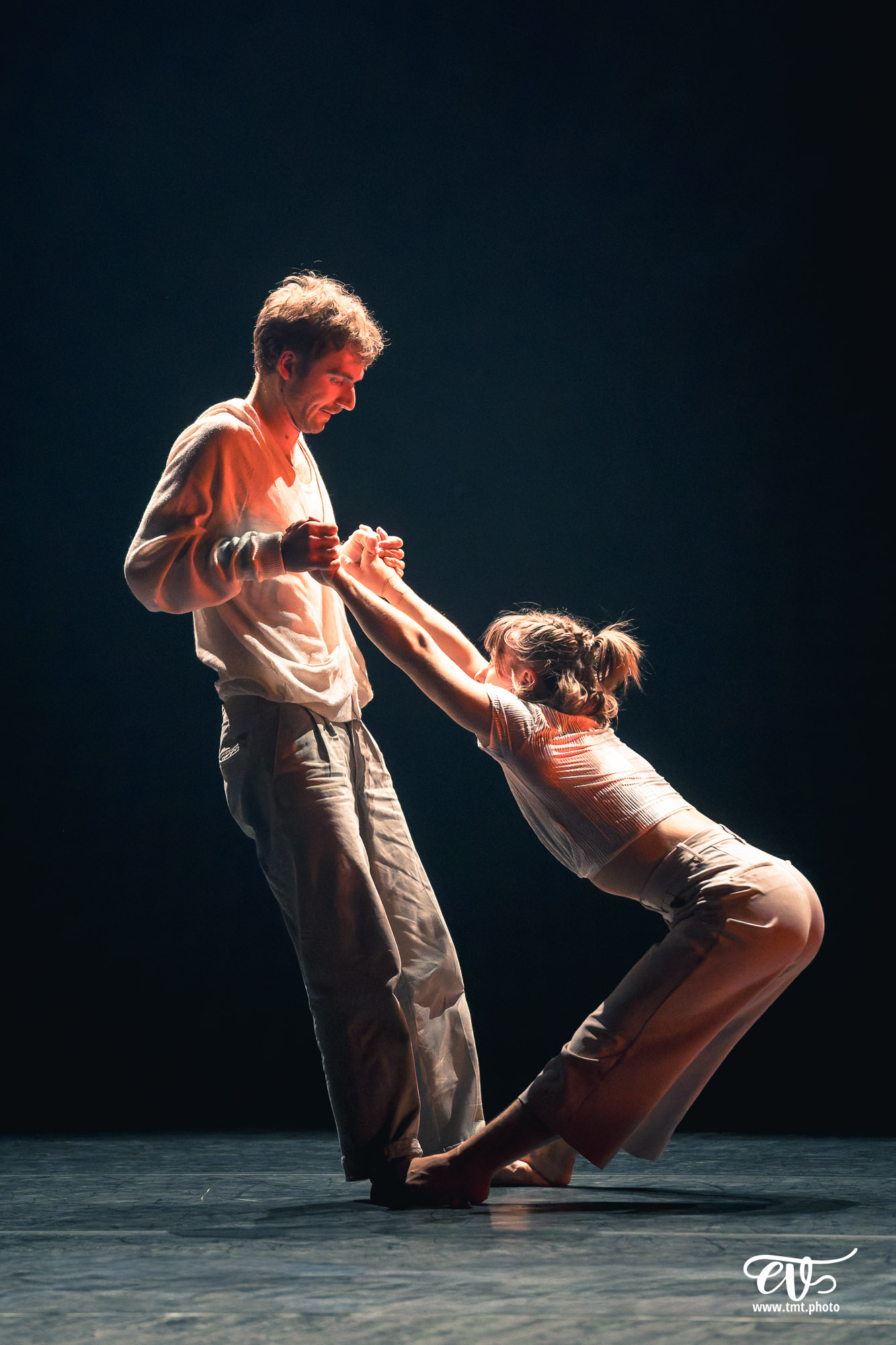 N.ORMES (AGATHE & ADRIEN)